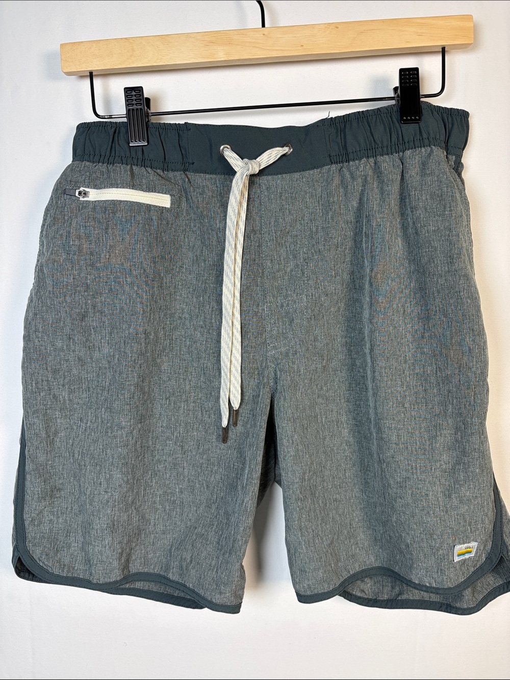 VUORI Men's Banks Shorts Heathered Teal size 28-29"